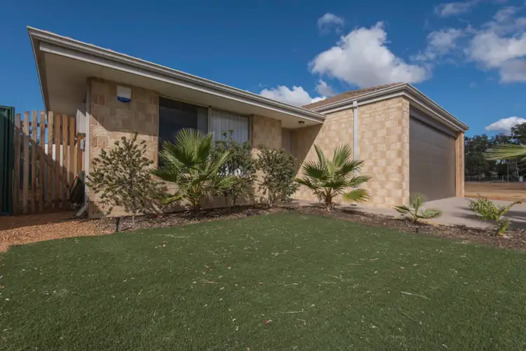 25 Riverside Drive, Northam WA 6401