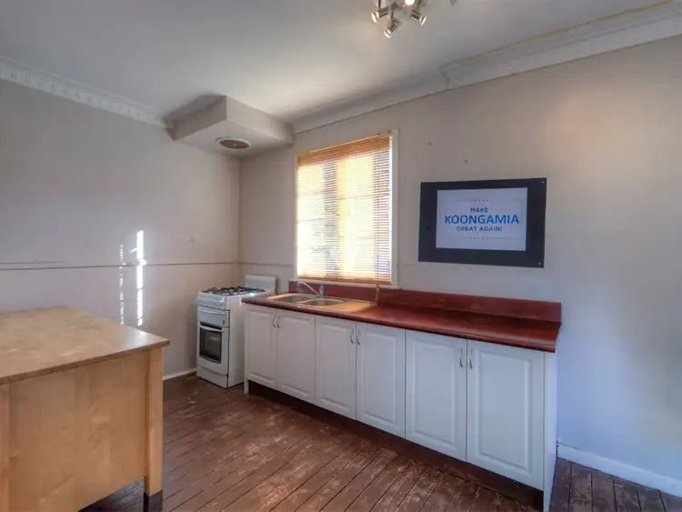 Fifth view of Homely house listing, 2 Koolgoo Way, Koongamia WA 6056