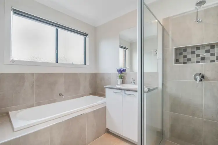 Fifth view of Homely house listing, 9 Oakbank Place, Marong VIC 3515