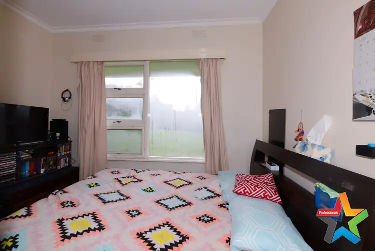Sixth view of Homely house listing, 10 Elvian Road, Woori Yallock VIC 3139