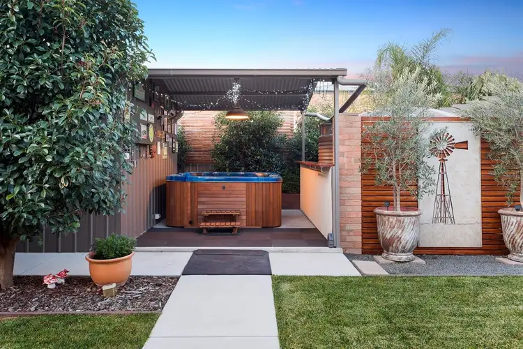 Third view of Homely house listing, 6 Kent Place, Strathfieldsaye VIC 3551