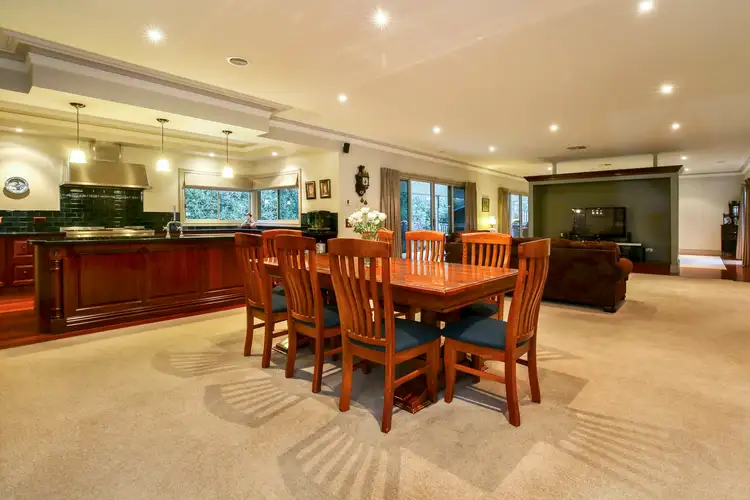 Fourth view of Homely house listing, 26 Sovereign Way, Hillside VIC 3037