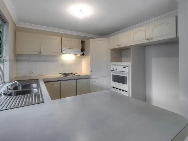 Seventh view of Homely house listing, 6/27 Magnolia Way, Forrestfield WA 6058