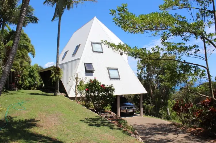 Second view of Homely house listing, 3 Cumming Parade, Point Lookout QLD 4183