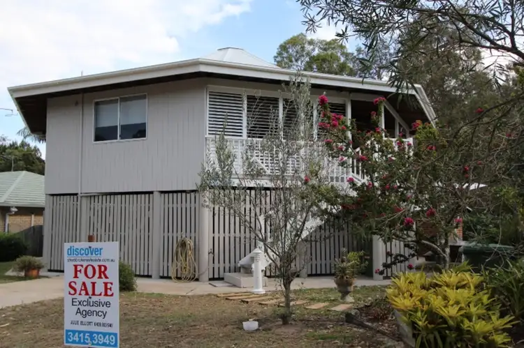 24 Kindara Street, Amity Point QLD 4183