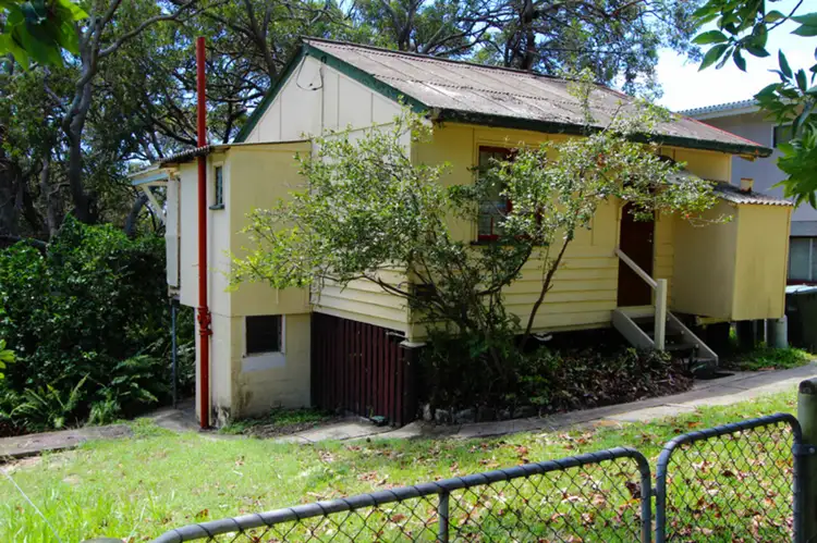 Second view of Homely house listing, 5 Gindarra Street, Point Lookout QLD 4183