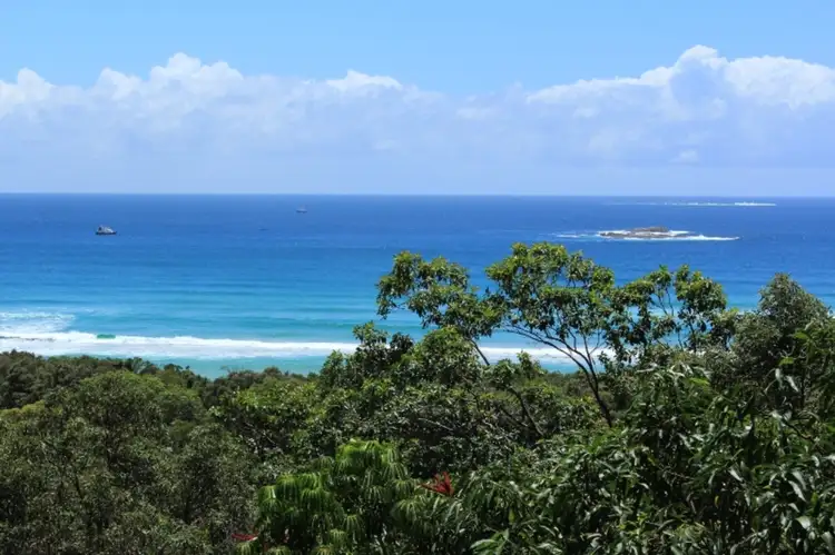 Fifth view of Homely house listing, 14 Merinda Crescent, Point Lookout QLD 4183