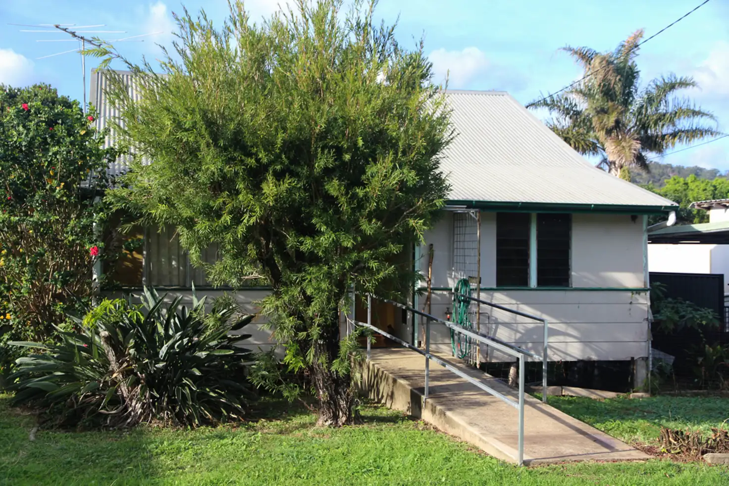 Main view of Homely house listing, 18 Oxley Parade, Dunwich QLD 4183