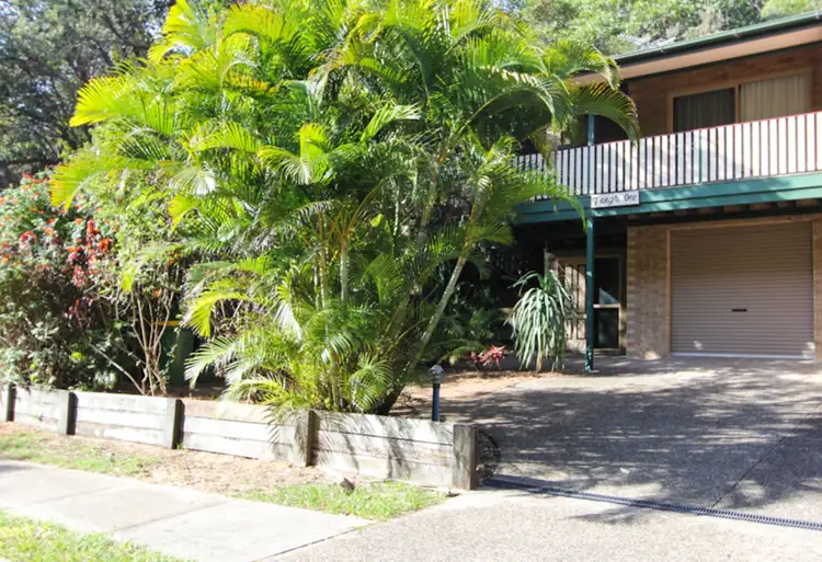 Main view of Homely townhouse listing, 1/34 Samarinda Way, Point Lookout QLD 4183
