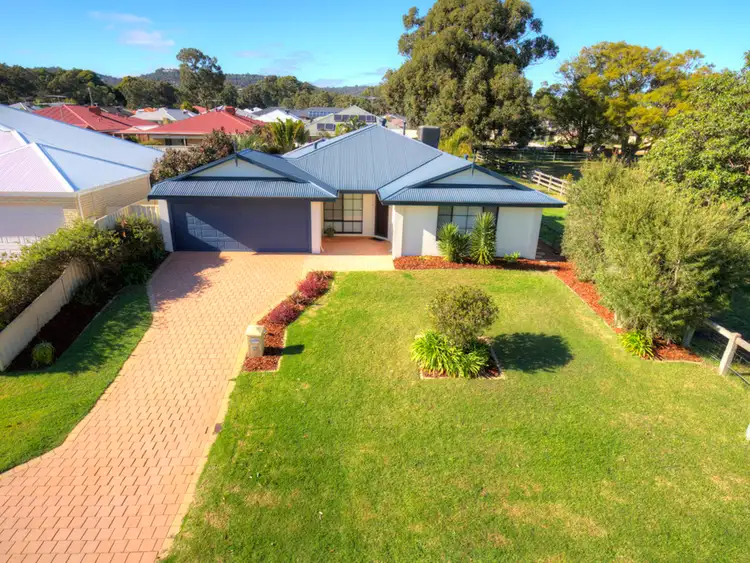7 Jubata Court, Maida Vale WA 6057