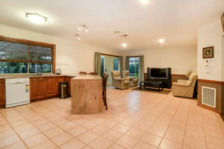 Fourth view of Homely house listing, 20 Honeysuckle Avenue, Hillside VIC 3037