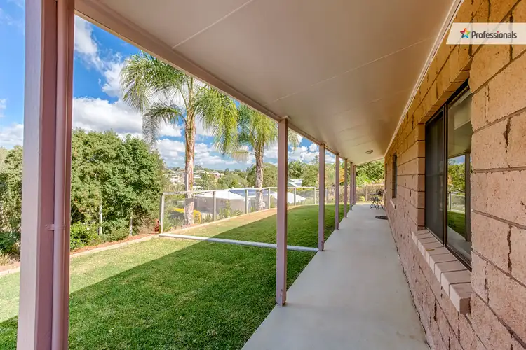 5 Acacia Circuit, Southside QLD 4570