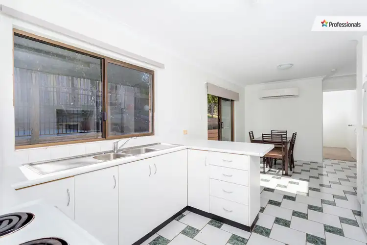 Second view of Homely house listing, 5 Acacia Circuit, Southside QLD 4570