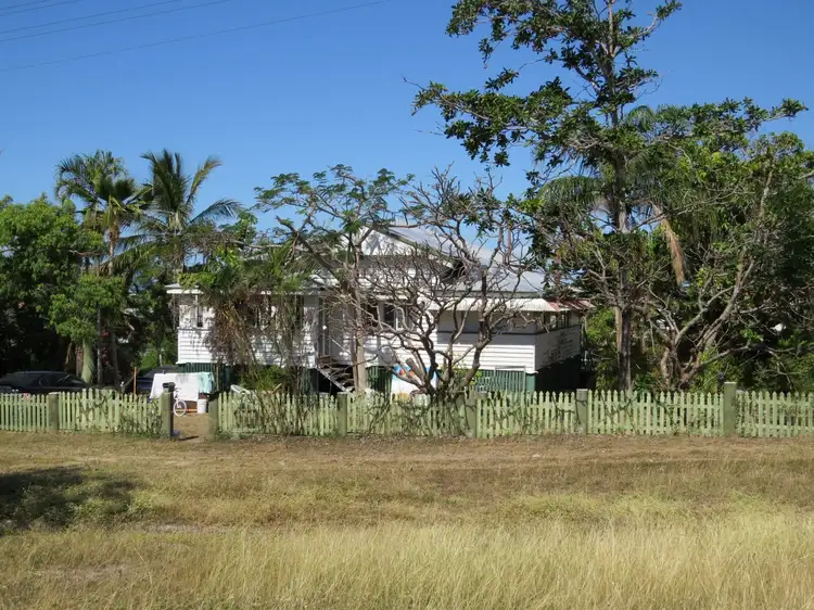 71 Poole Street, Bowen QLD 4805