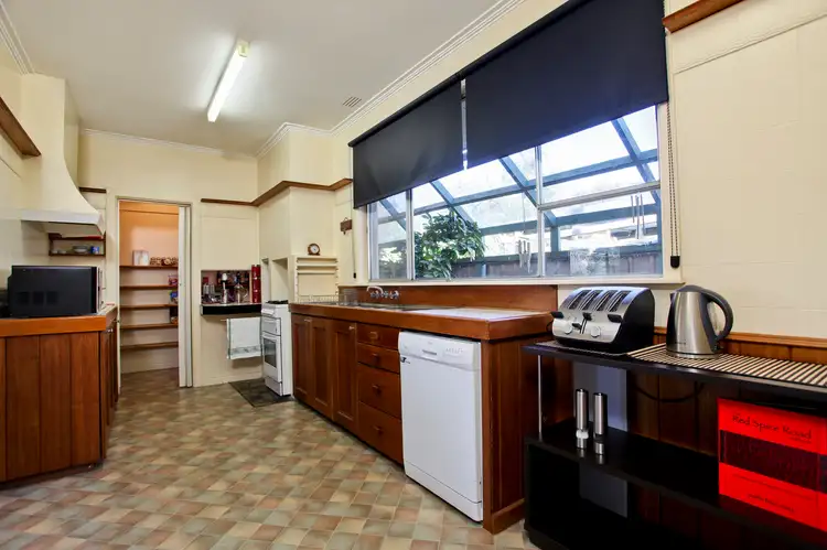 Fourth view of Homely house listing, 122 Havlin Street West, Quarry Hill VIC 3550
