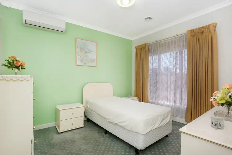 Sixth view of Homely house listing, 2/2 Bernbanks Avenue, St Albans VIC 3021