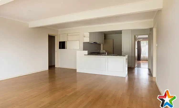 Sixth view of Homely house listing, 31 Birkenhead Drive, Kilsyth VIC 3137