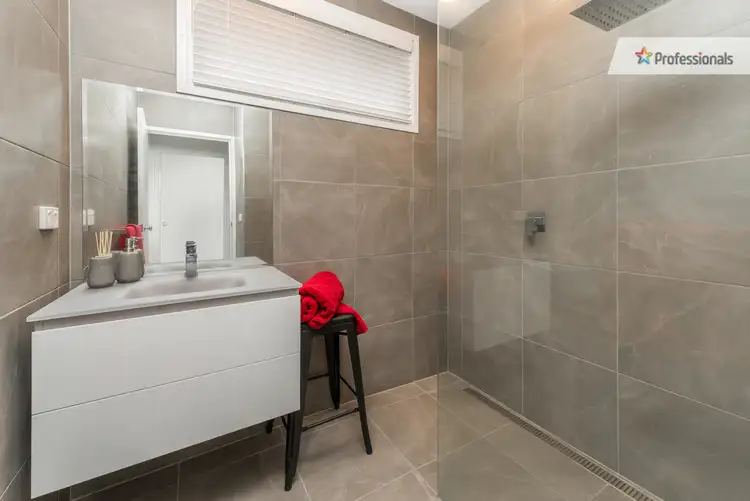 Fourth view of Homely unit listing, 2/36 Margot Street, Ferntree Gully VIC 3156