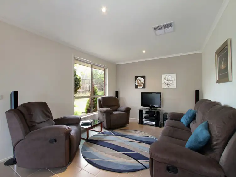 Second view of Homely unit listing, 3/5 Geoffrey Drive, Kilsyth VIC 3137