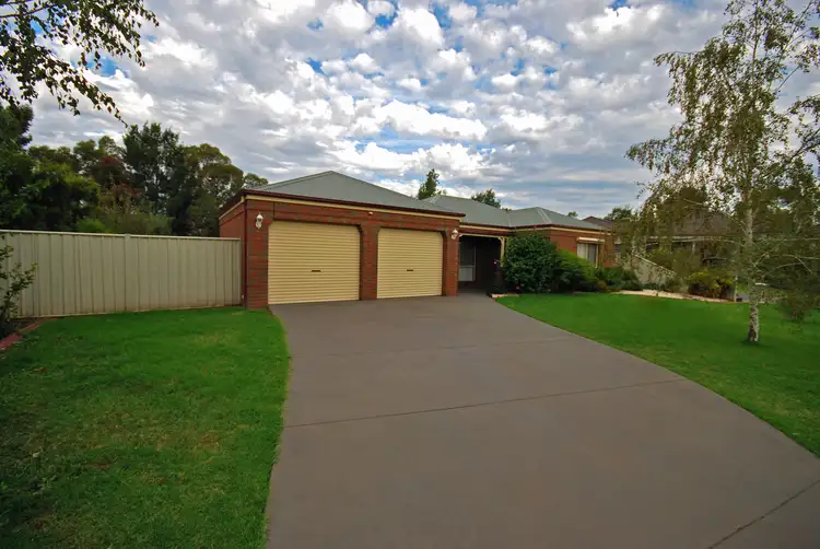 Second view of Homely house listing, 6 Hindmarsh Court, Kialla VIC 3631