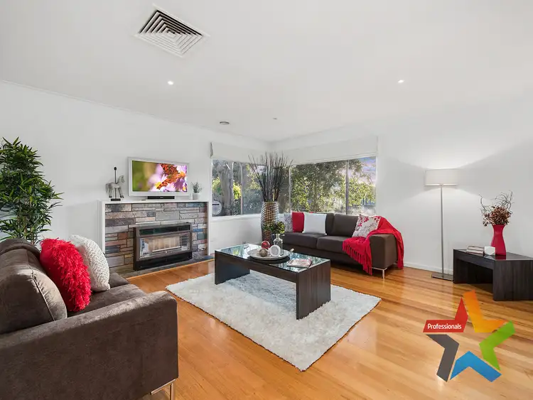 Second view of Homely house listing, 27 Cherylnne Crescent, Kilsyth VIC 3137
