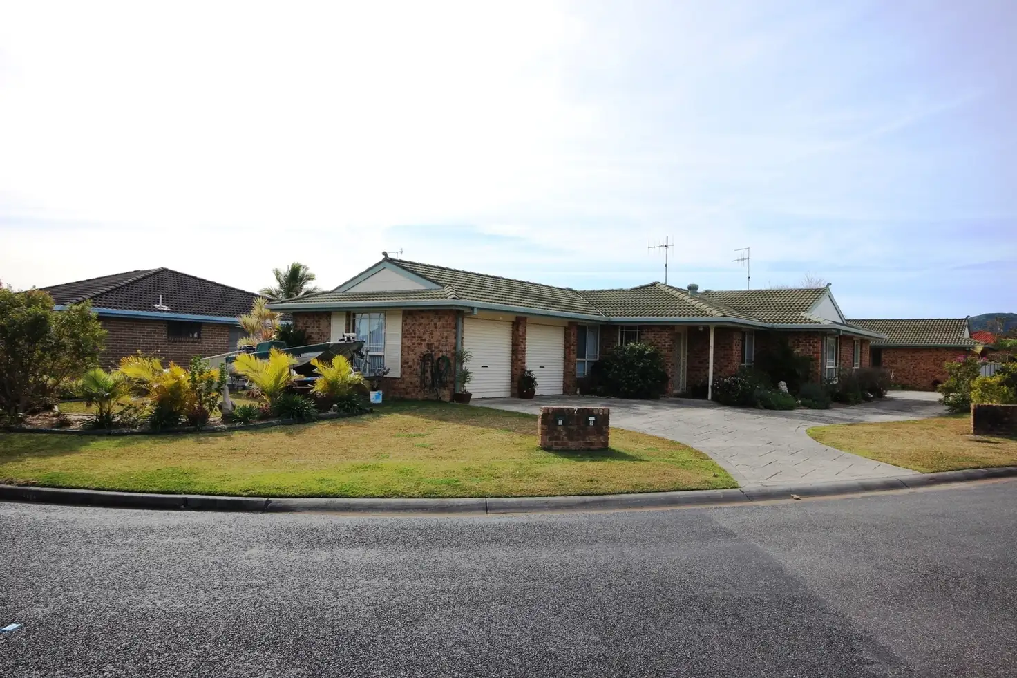Main view of Homely villa listing, 1/7 Mayfair Place, Forster NSW 2428