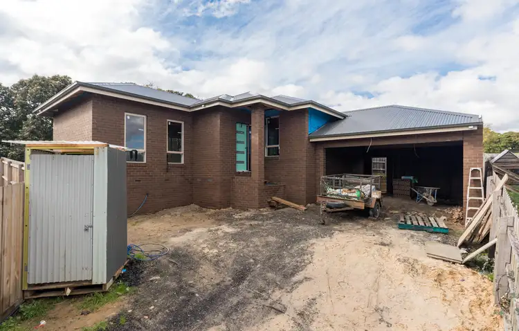 2/20 Greenslopes Drive, Mooroolbark VIC 3138