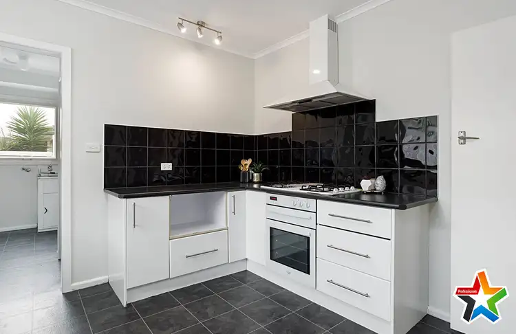 Fifth view of Homely house listing, 26 Kipling Avenue, Mooroolbark VIC 3138