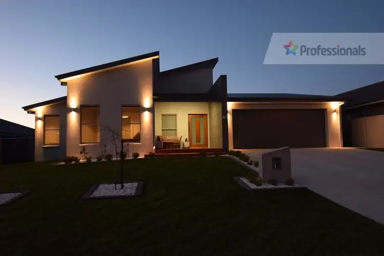 Second view of Homely house listing, 48 Wentworth Drive, Kelso NSW 2795