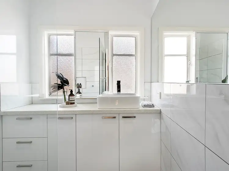 Sixth view of Homely house listing, 1/4 Manfred Avenue, St Albans VIC 3021