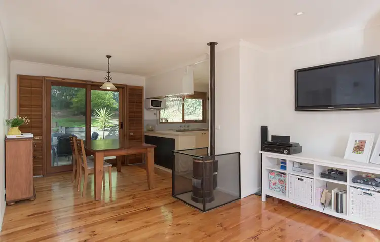Second view of Homely house listing, 2/27 York Road, Mount Evelyn VIC 3796