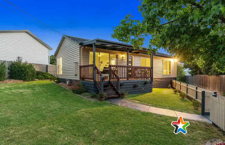 13 Dunoon Street, Mooroolbark VIC 3138