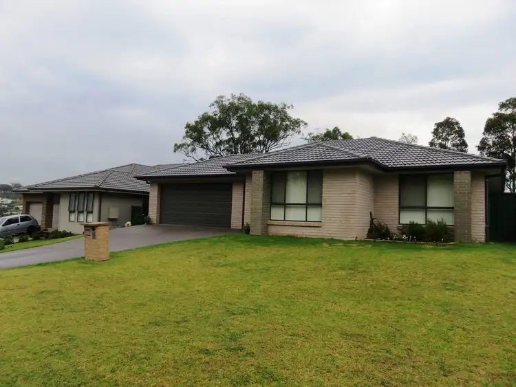 14 Lofberg Place, Muswellbrook NSW 2333
