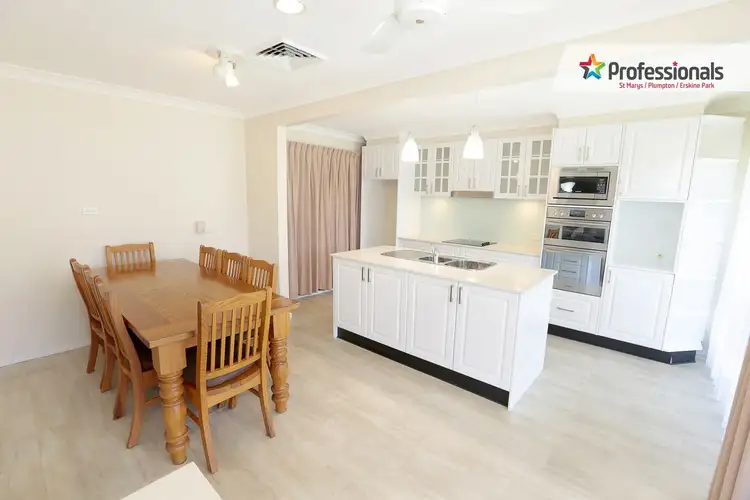 Third view of Homely house listing, 8 Tasman Avenue, Lethbridge Park NSW 2770