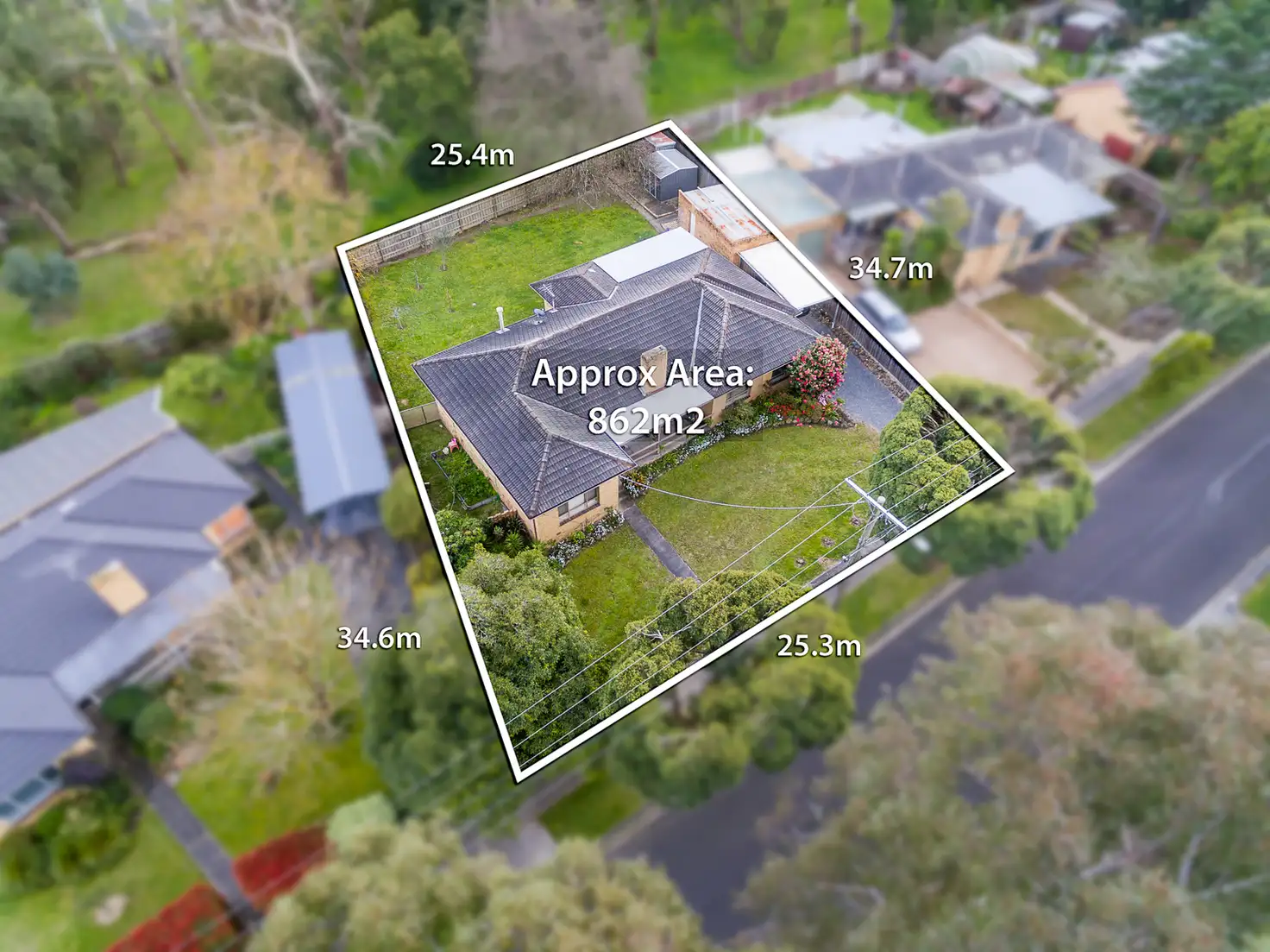 Main view of Homely house listing, 33 Mandowie Crescent, Croydon VIC 3136