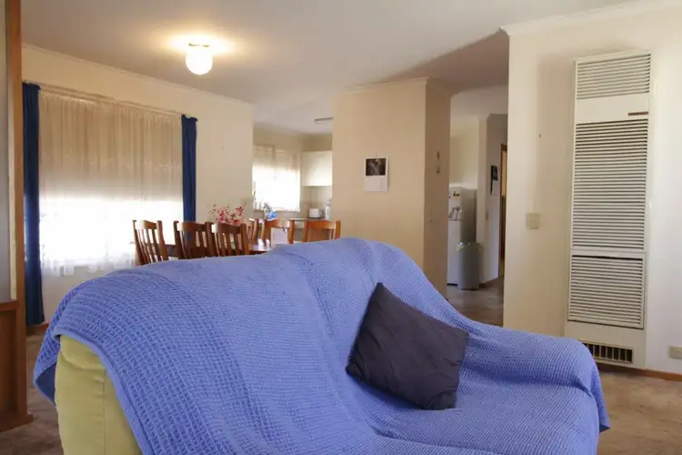 Fifth view of Homely unit listing, 1/10 Emmett Street, Golden Square VIC 3555