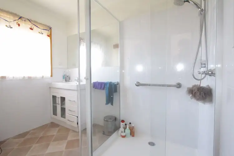 Sixth view of Homely unit listing, 1/10 Emmett Street, Golden Square VIC 3555