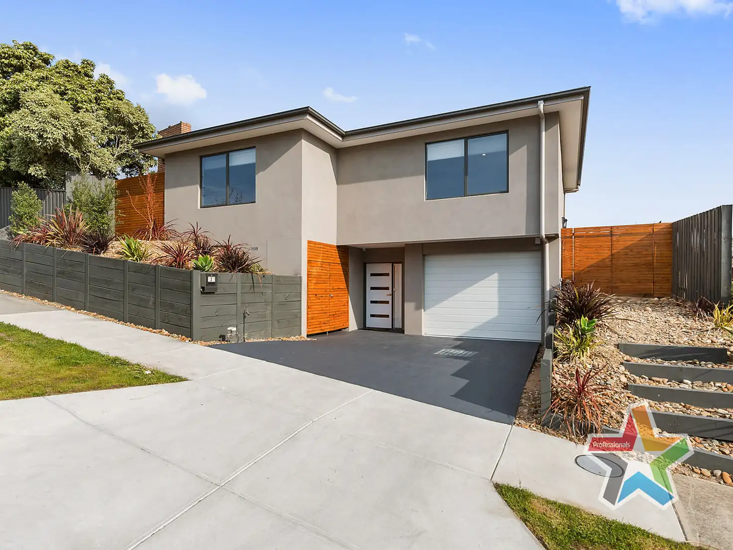 Main view of Homely house listing, 3 Bellara Drive, Mooroolbark VIC 3138