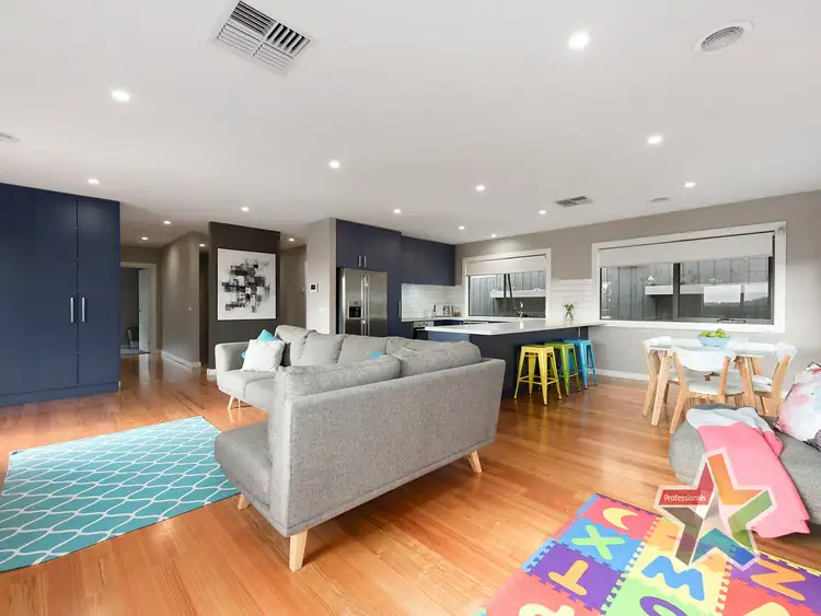 Second view of Homely house listing, 3 Bellara Drive, Mooroolbark VIC 3138