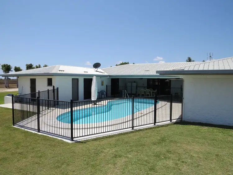 112 Arratta Road, Bowen QLD 4805