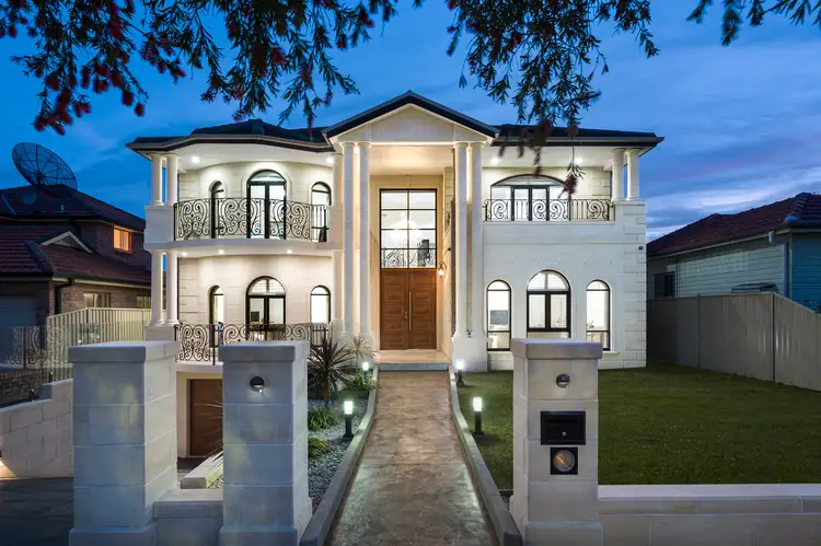 23 Russell Street, Greenacre NSW 2190