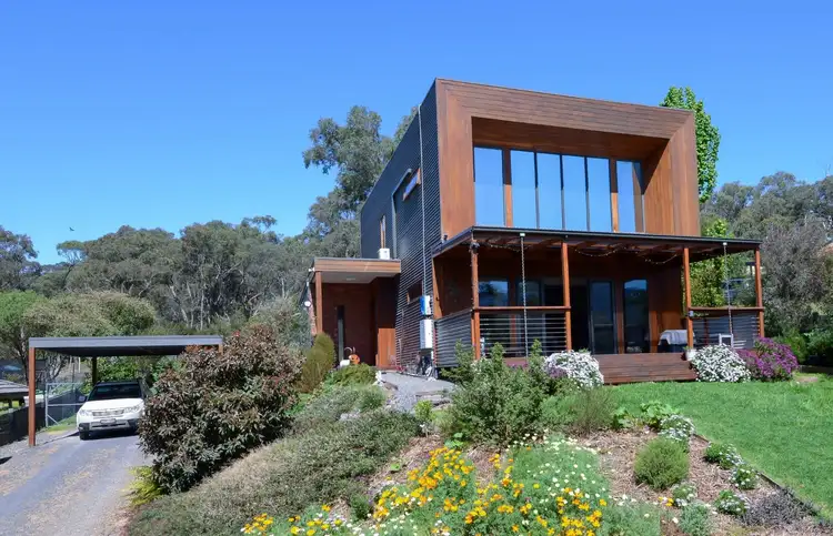 14 McOwan Crescent, Yarra Junction VIC 3797