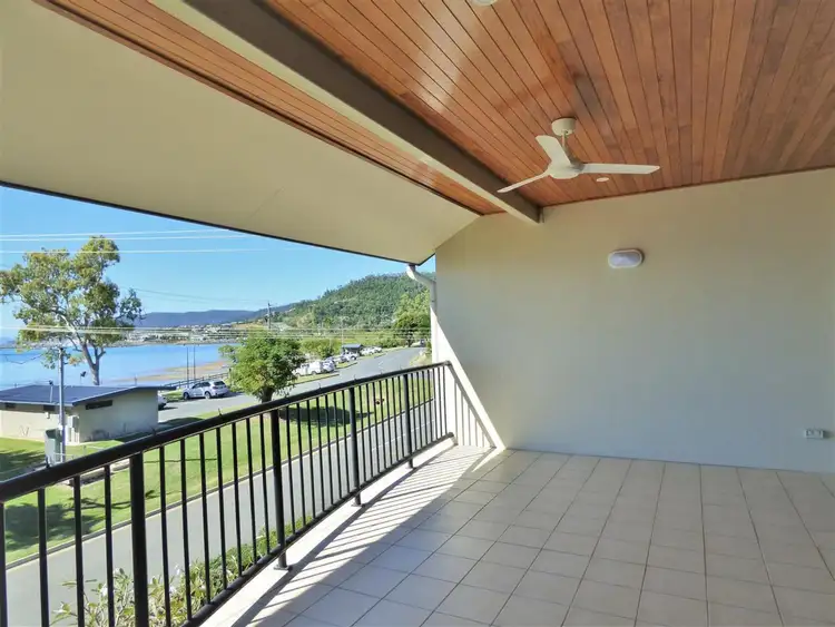 8/36 Coral Esplanade, Cannonvale QLD 4802