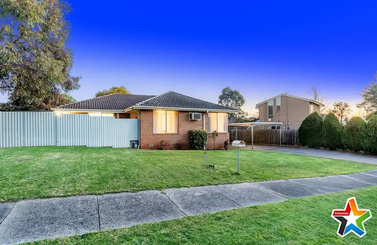 Second view of Homely house listing, 4 Meseta Street, Mooroolbark VIC 3138