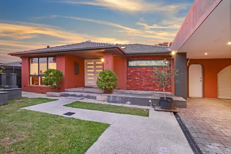 1 Longford Court, Kealba VIC 3021
