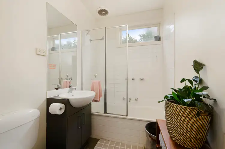 Fifth view of Homely villa listing, 5 Bishop Street, Kingsville VIC 3012