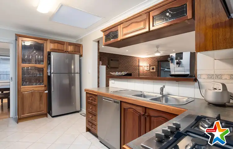 Sixth view of Homely house listing, 29 Lee-Ann Crescent, Croydon VIC 3136