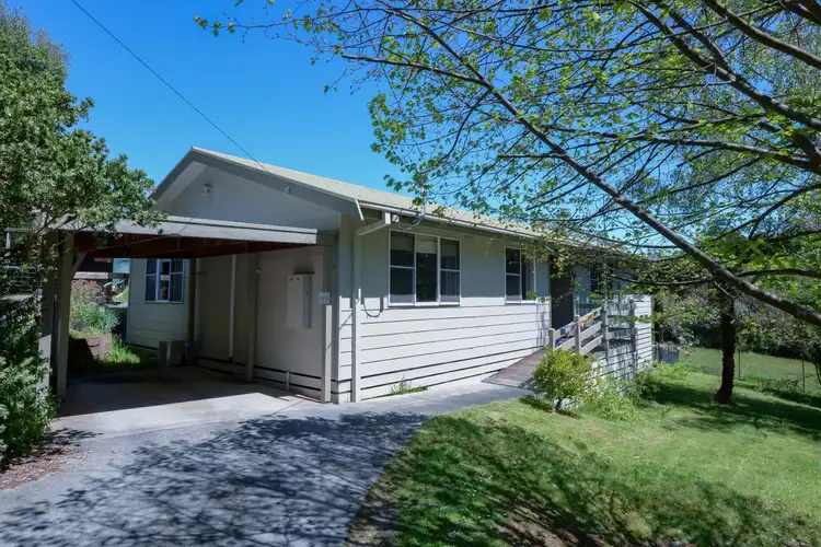 16 Rupert Road, East Warburton VIC 3799