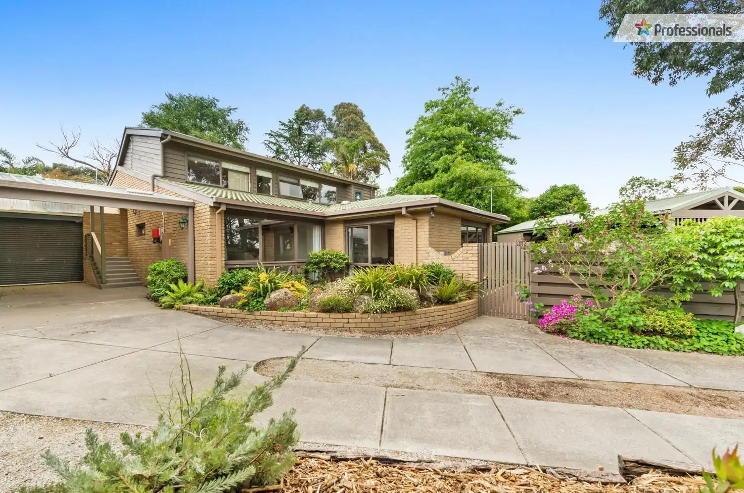Main view of Homely house listing, 5 Chalice Court, Wantirna VIC 3152