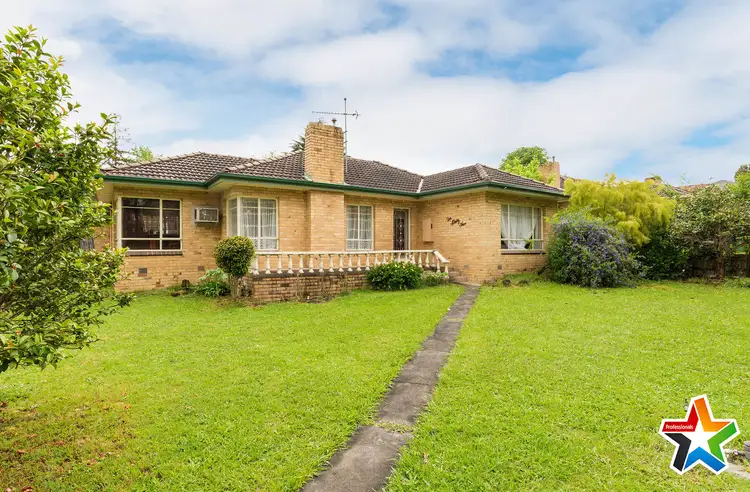 194 Lincoln Road, Croydon VIC 3136
